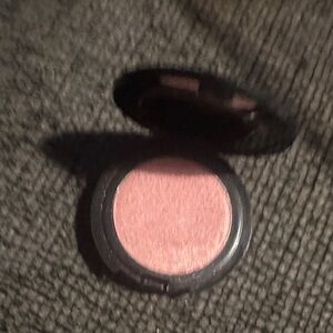 Farmasi Radiant Pink Blush Brand New in box